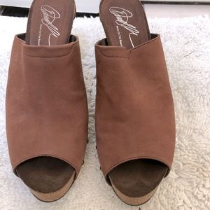 Donald J. Pliner size 10, cork base heels. Leather upper. Metal accents